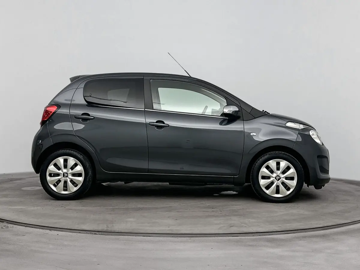 1.0 VTi Feel | Extra getinte ramen achter | Airco | Bluetooth | NL. auto |