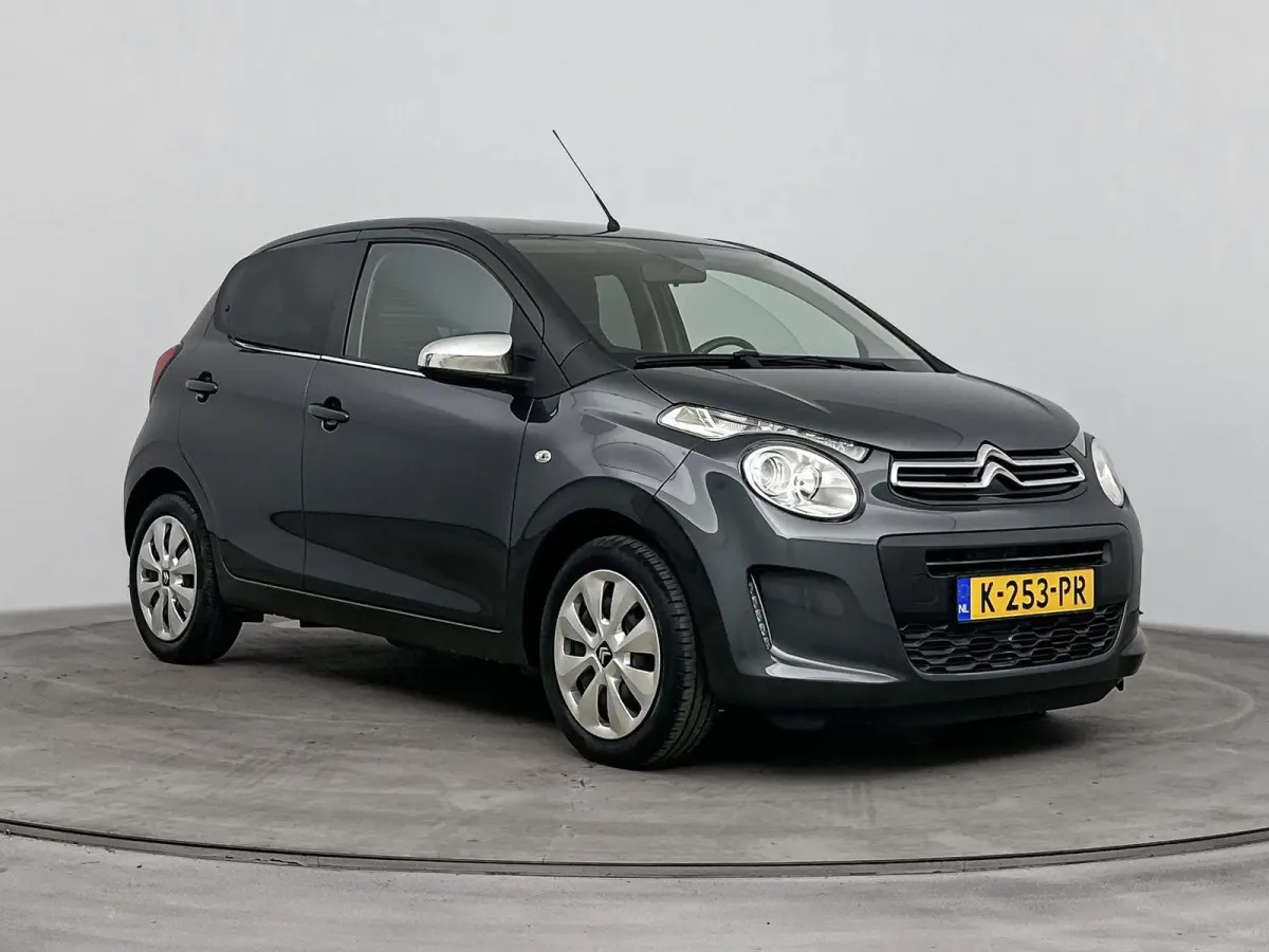 1.0 VTi Feel | Extra getinte ramen achter | Airco | Bluetooth | NL. auto |