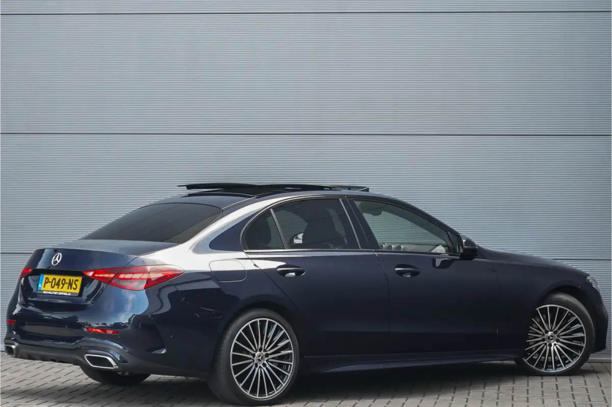 200 Launch Edition AMG Line Pano Trekhaak Camera Stoelverw