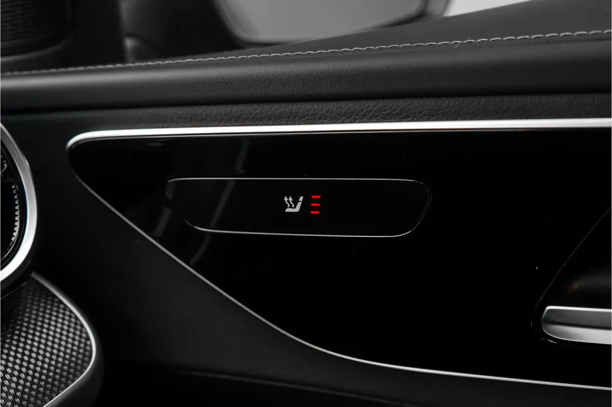 200 Launch Edition AMG Line Pano Trekhaak Camera Stoelverw