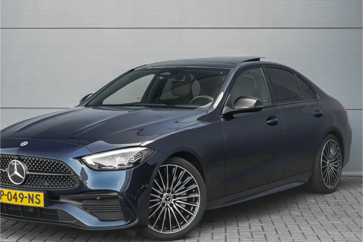 200 Launch Edition AMG Line Pano Trekhaak Camera Stoelverw