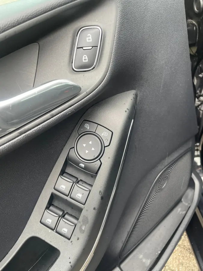 1.0 EcoBoost Hybrid Titanium | Org. NL-auto | 1 ste Eigenaar