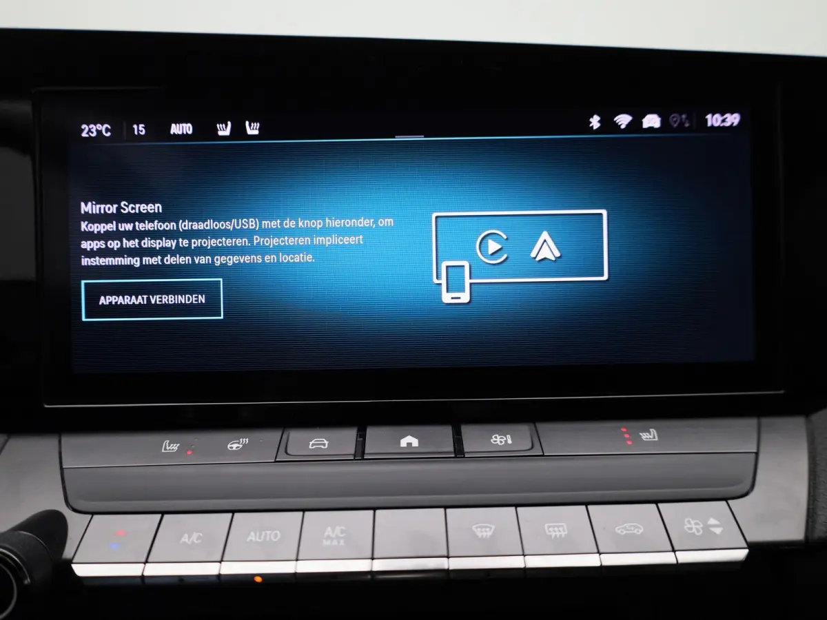 1.2 Business Edition | AUTOMAAT | ACHTERUITRIJCAMERA | APPLE CARPLAY - ANDROID AUTO | STOELVERWARMING | STUURVERWARMING | DIGITAL COCKPIT | LED VERLICHTING | COMFORT STOELEN |