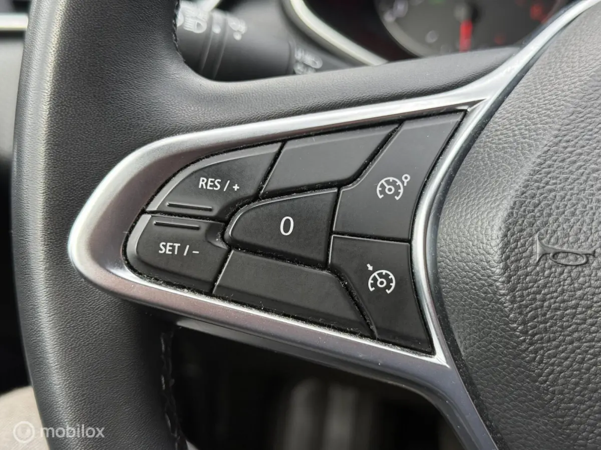 1.0 TCe Business Zen|PDC|Carplay