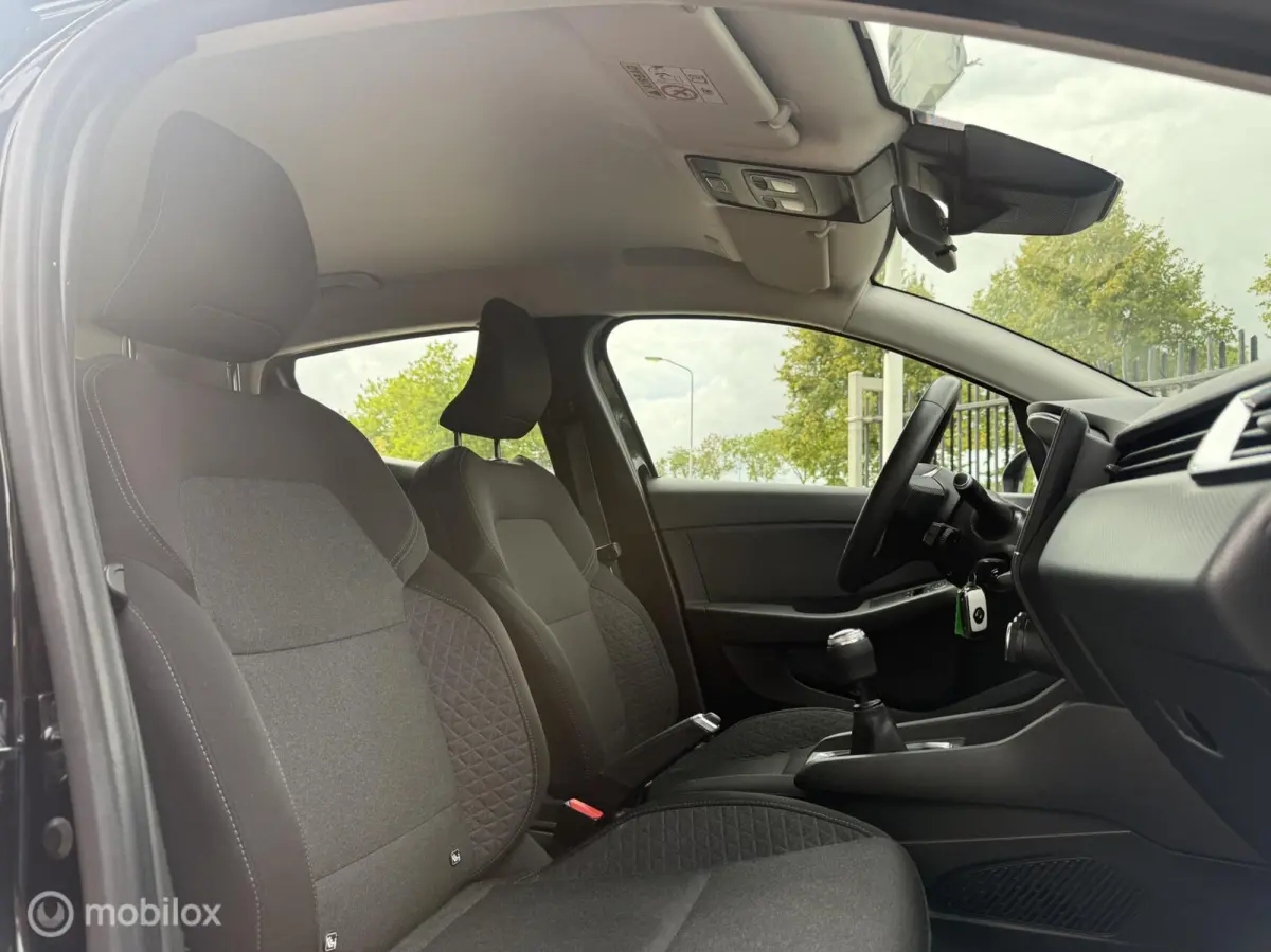 1.0 TCe Business Zen|PDC|Carplay