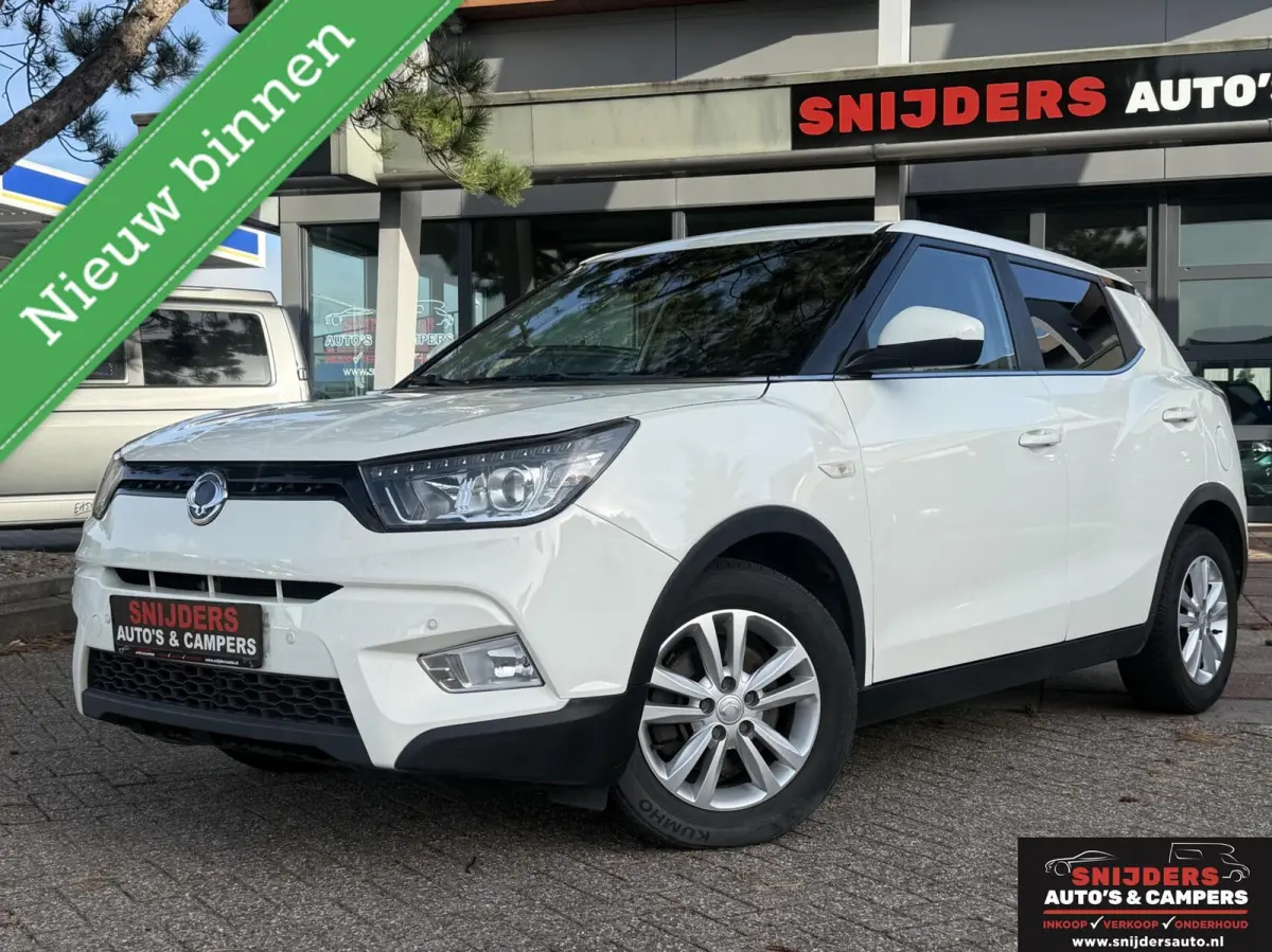 Ssangyong Tivoli 2017 Benzine Handgeschakeld leasen