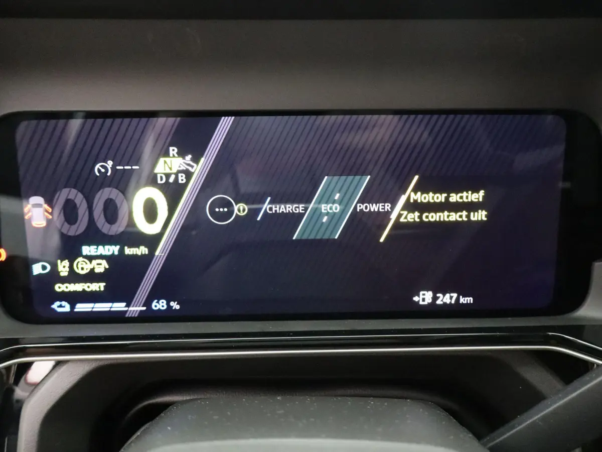 iconic cinq 150 pk comfort range | Harman Kardon | pack safety & advanced driving assist |