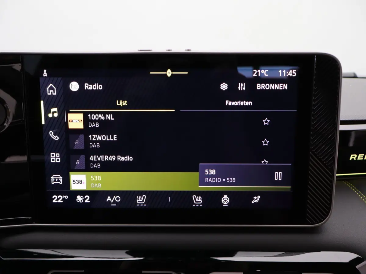 iconic cinq 150 pk comfort range | Harman Kardon | pack safety & advanced driving assist |