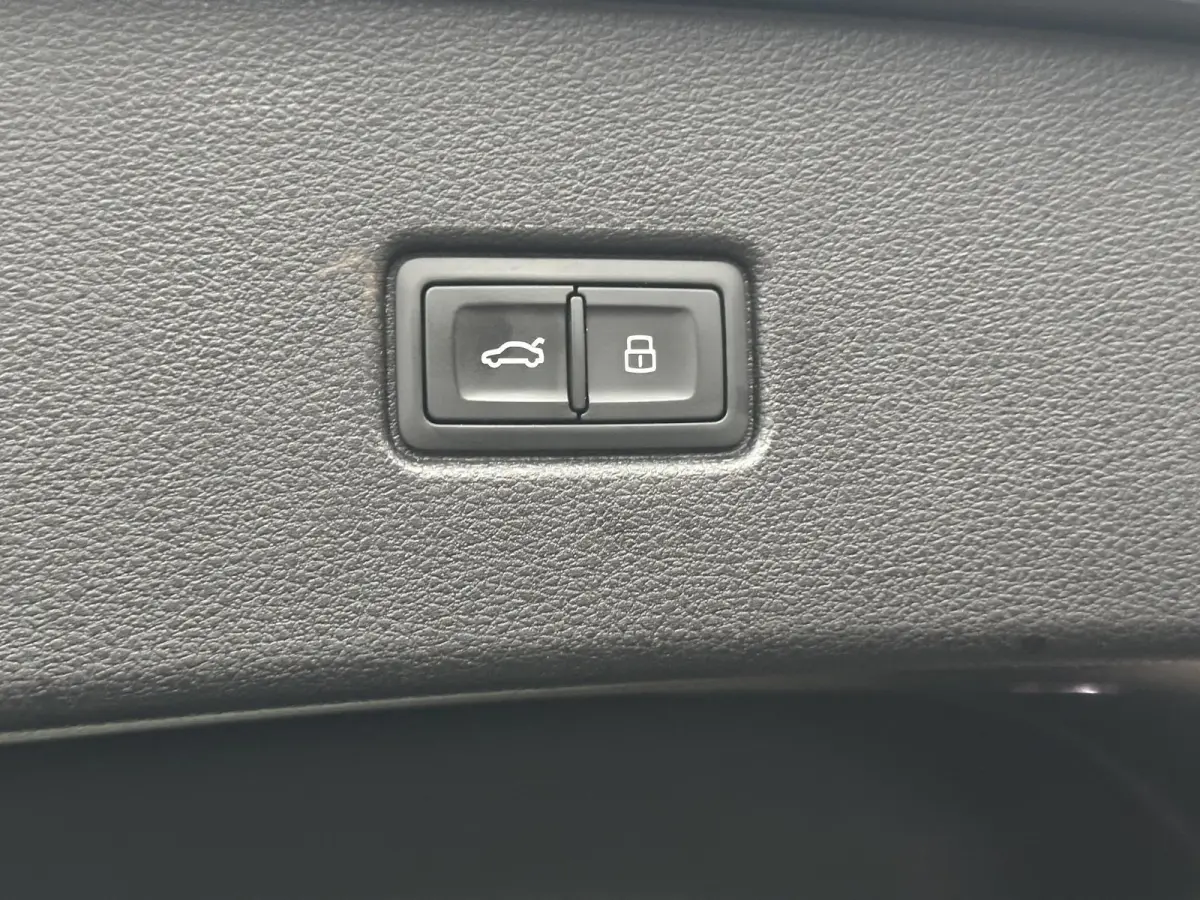 55 TFSI e S edition S-line | B&O | 360 camera | Trekhaak