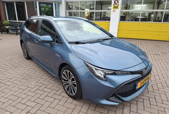 1.8 Hybrid Business Plus