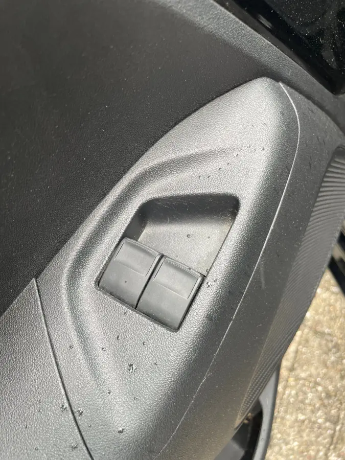 1.0 VVT-i x-play limited | Org. NL-auto | Groot scherm | Camera.