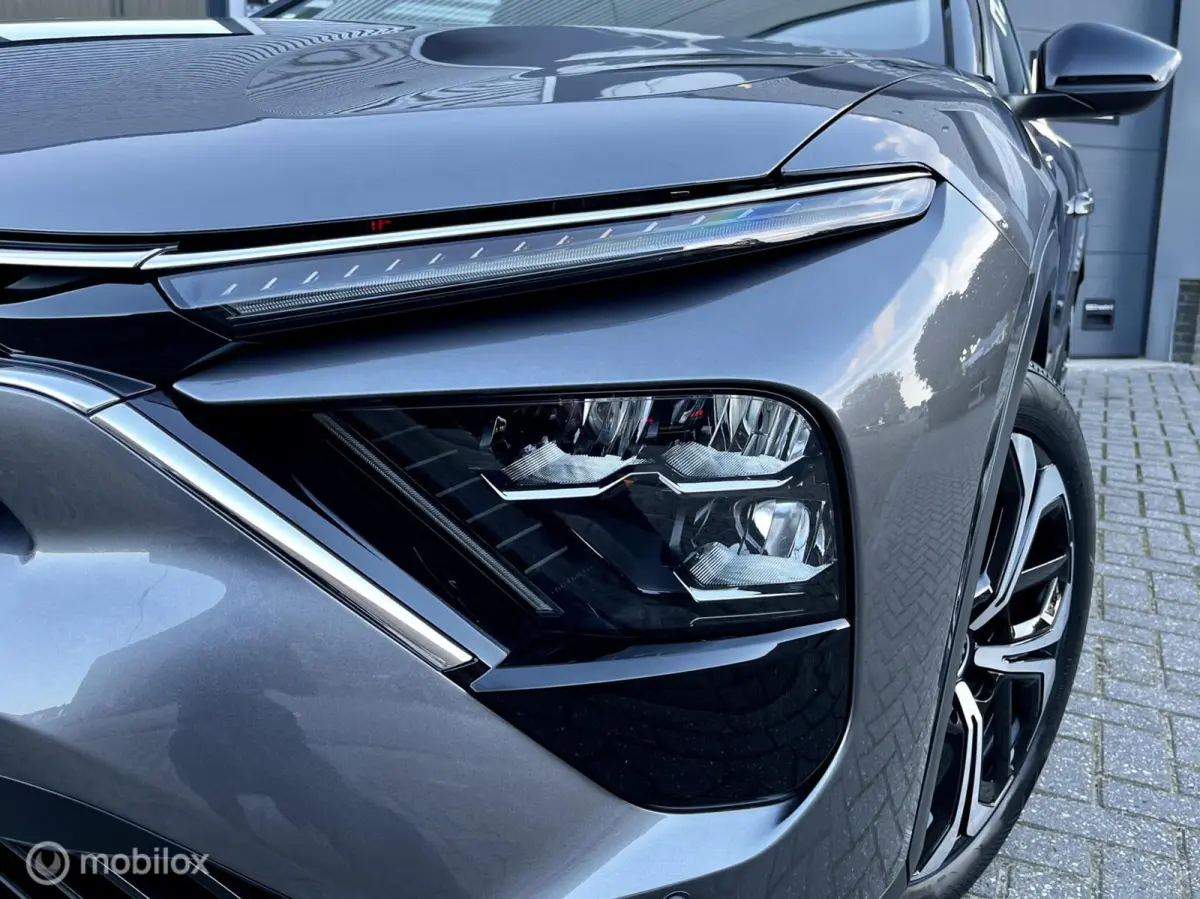1.6 Plug-in Hybrid 225 Shine ACC Keyless All-in