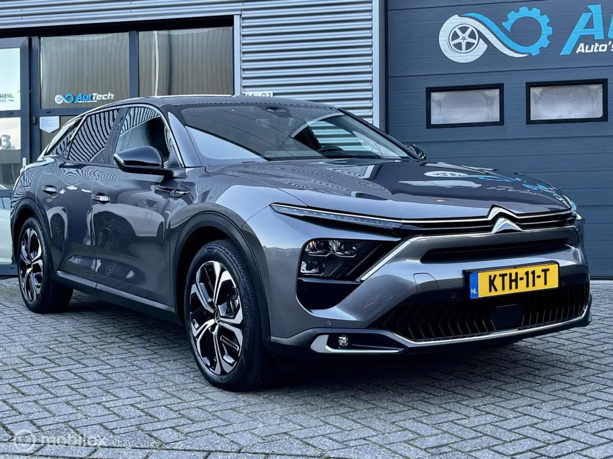 1.6 Plug-in Hybrid 225 Shine ACC Keyless All-in