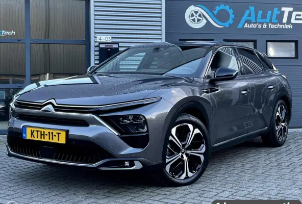1.6 Plug-in Hybrid 225 Shine ACC Keyless All-in