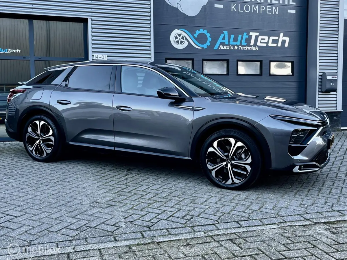 1.6 Plug-in Hybrid 225 Shine ACC Keyless All-in