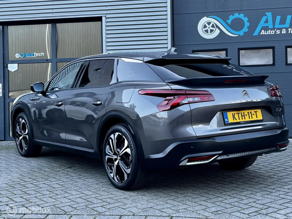 1.6 Plug-in Hybrid 225 Shine ACC Keyless All-in