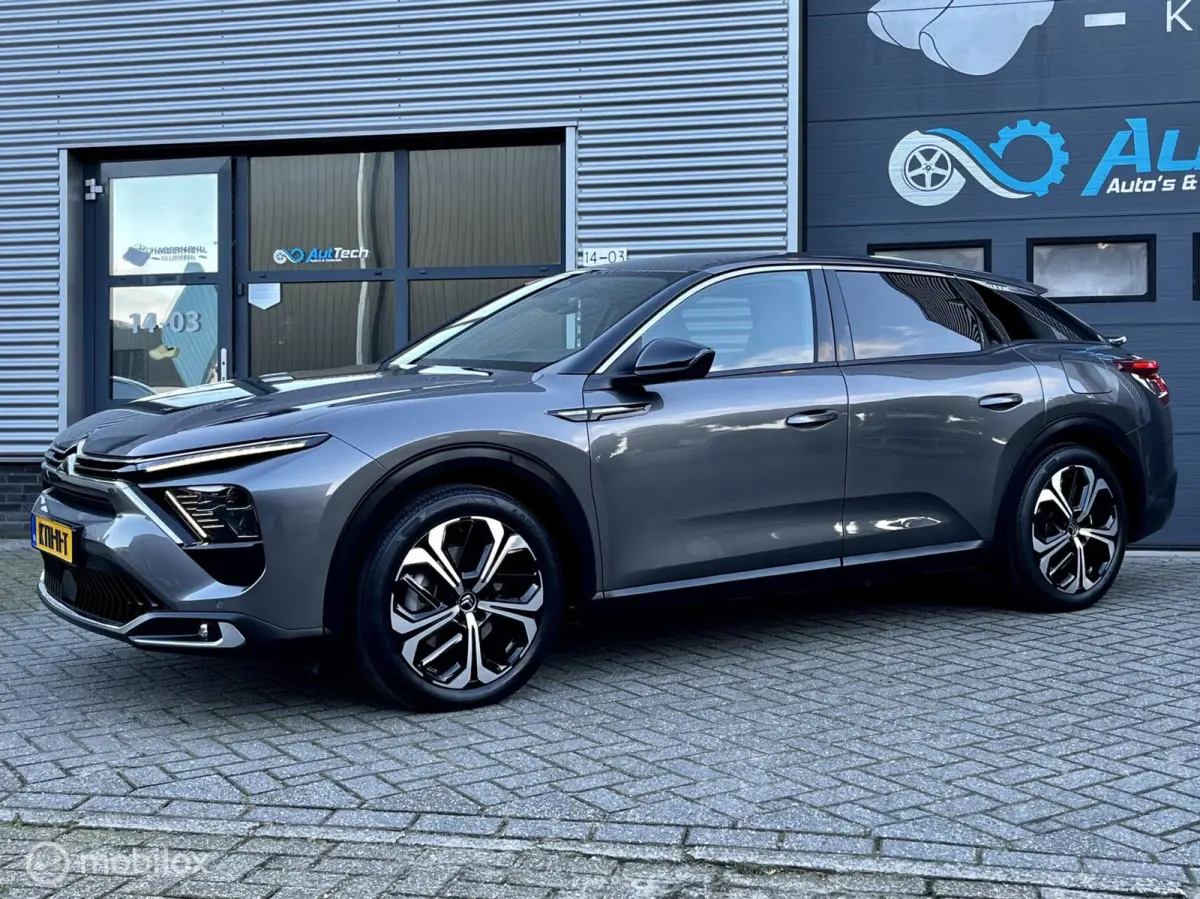 1.6 Plug-in Hybrid 225 Shine ACC Keyless All-in