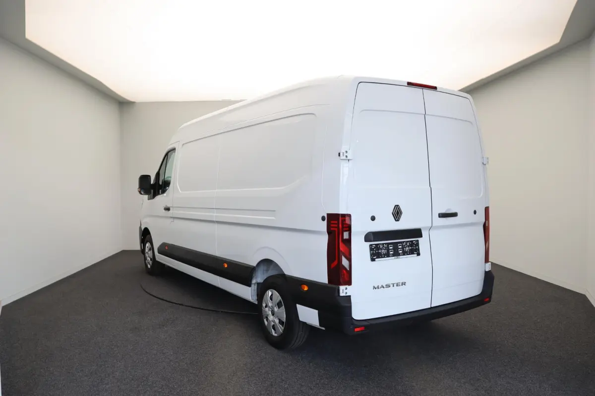 T35 2.0 dCi 130 L3H2 Advance | Airco | Handgeschakeld | Apple Carplay |