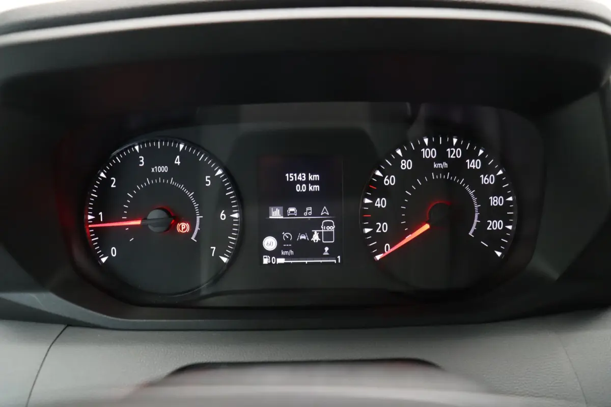 T35 2.0 dCi 130 L3H2 Advance | Airco | Handgeschakeld | Apple Carplay |