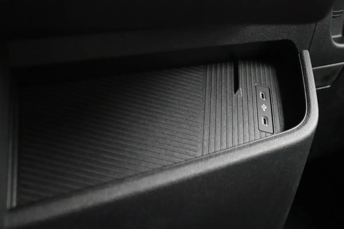 T35 2.0 dCi 130 L3H2 Advance | Airco | Handgeschakeld | Apple Carplay |