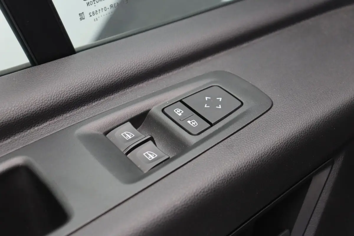 T35 2.0 dCi 130 L3H2 Advance | Airco | Handgeschakeld | Apple Carplay |