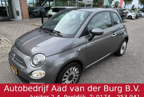 1.0 Hybrid Dolcevita Glazen Panorama Dak , Navigatie AppleCarplay / Android Auto , Bluetooth, Airco , Climate & Cruise controle , Parkeerhulp Achter , Sport Velgen& All season Banden .