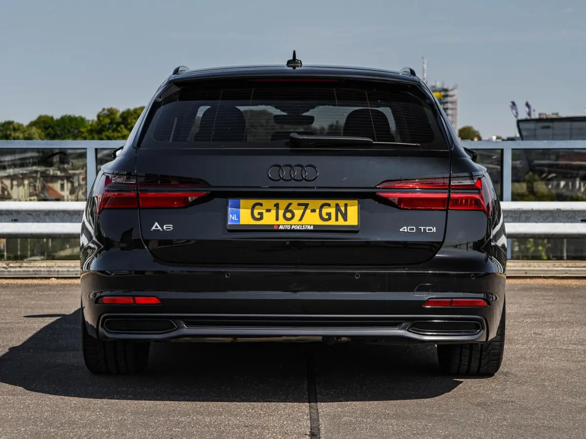 40 TDI quattro Sport S-Line Black Optic | Trekhaak | LED | Memory | Apple CarPlay/Android Auto | Navigatie | 20"