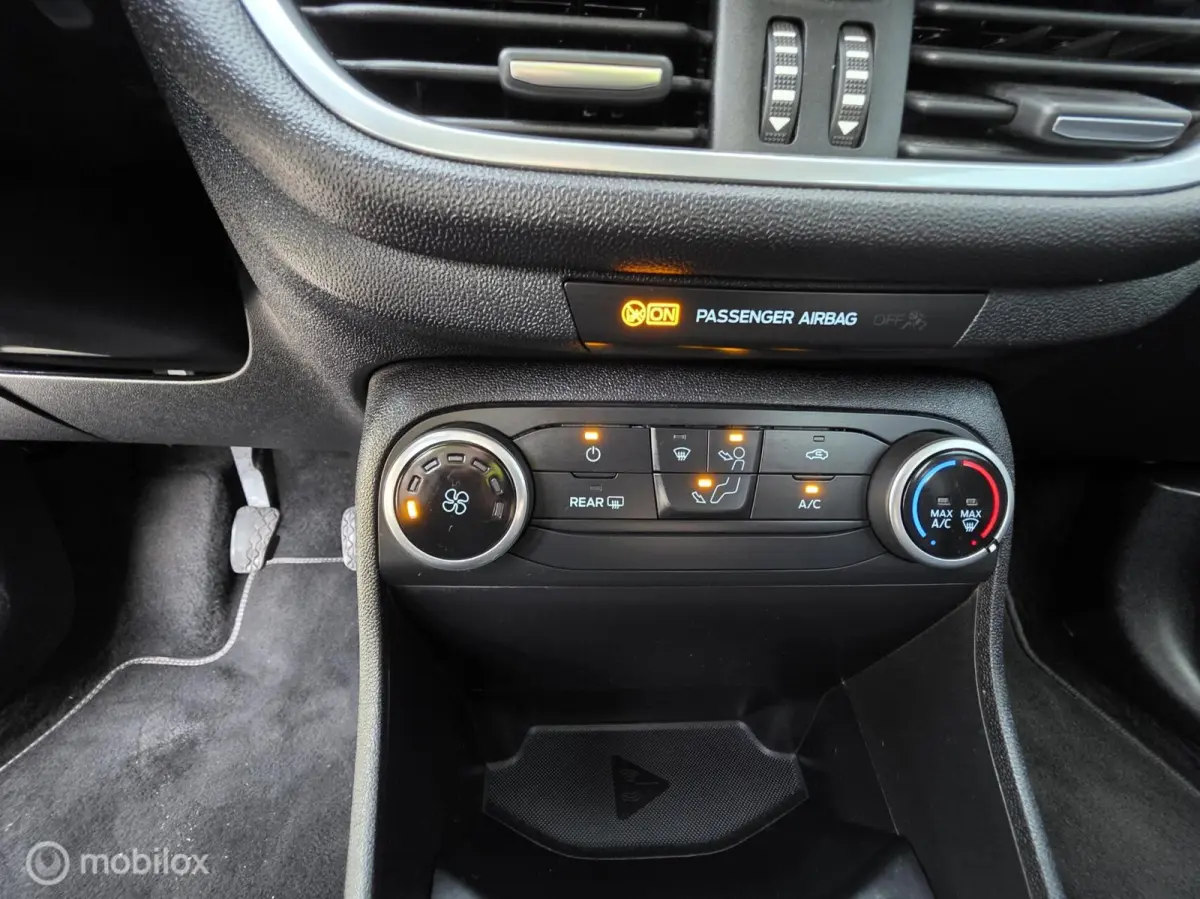 1.0 ECOBOOST 100PK CONNECTED | FACELIFT | 2022 |