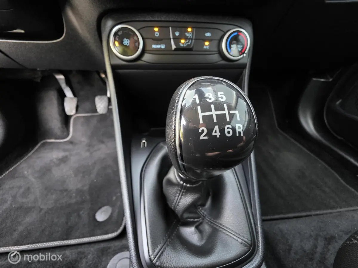 1.0 ECOBOOST 100PK CONNECTED | FACELIFT | 2022 |
