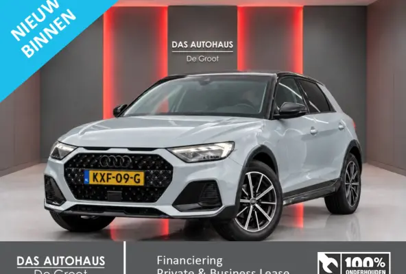 30 TFSI S-Tronic S-Line Black Edition | Leer | Navi | Camera