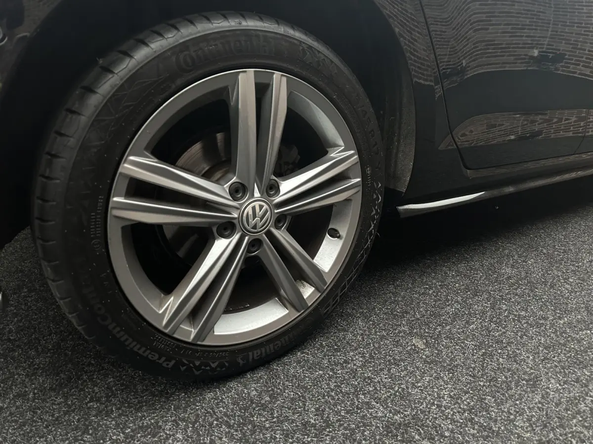 1.0 TSI Highline R-Line | Massage