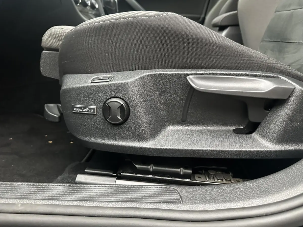 1.0 TSI Highline R-Line | Massage