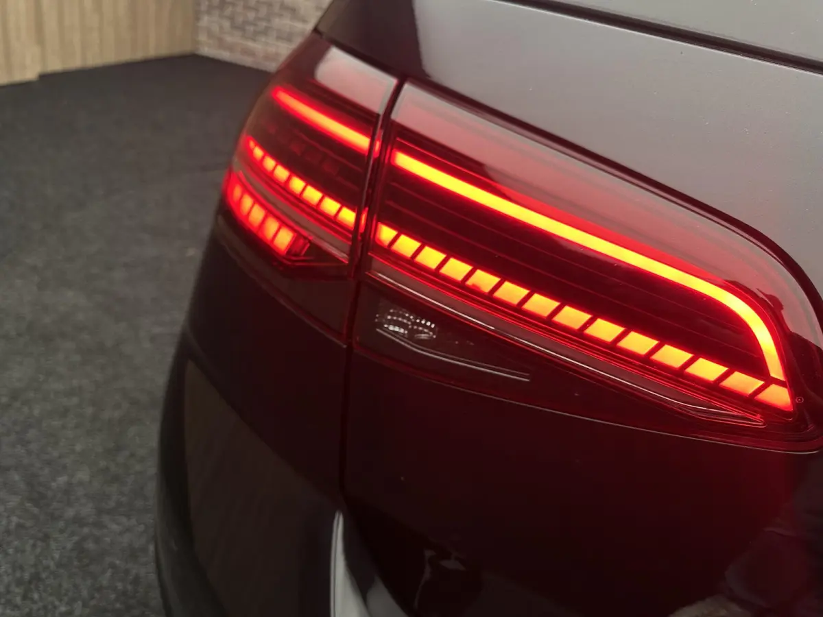 1.0 TSI Highline R-Line | Massage