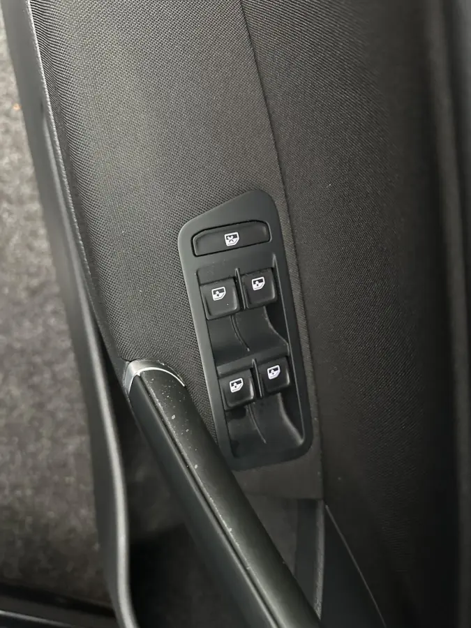 1.0 TSI Highline R-Line | Massage