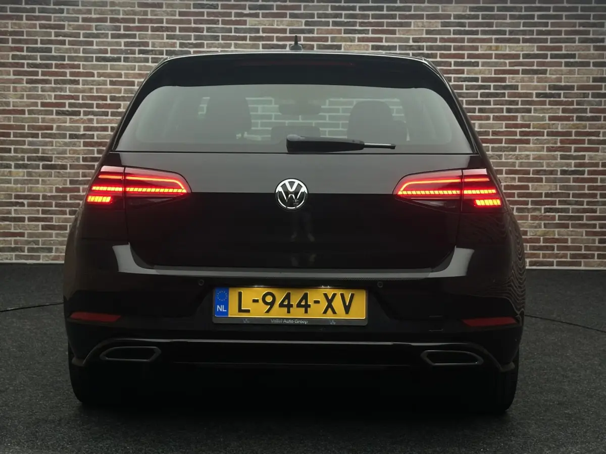 1.0 TSI Highline R-Line | Massage