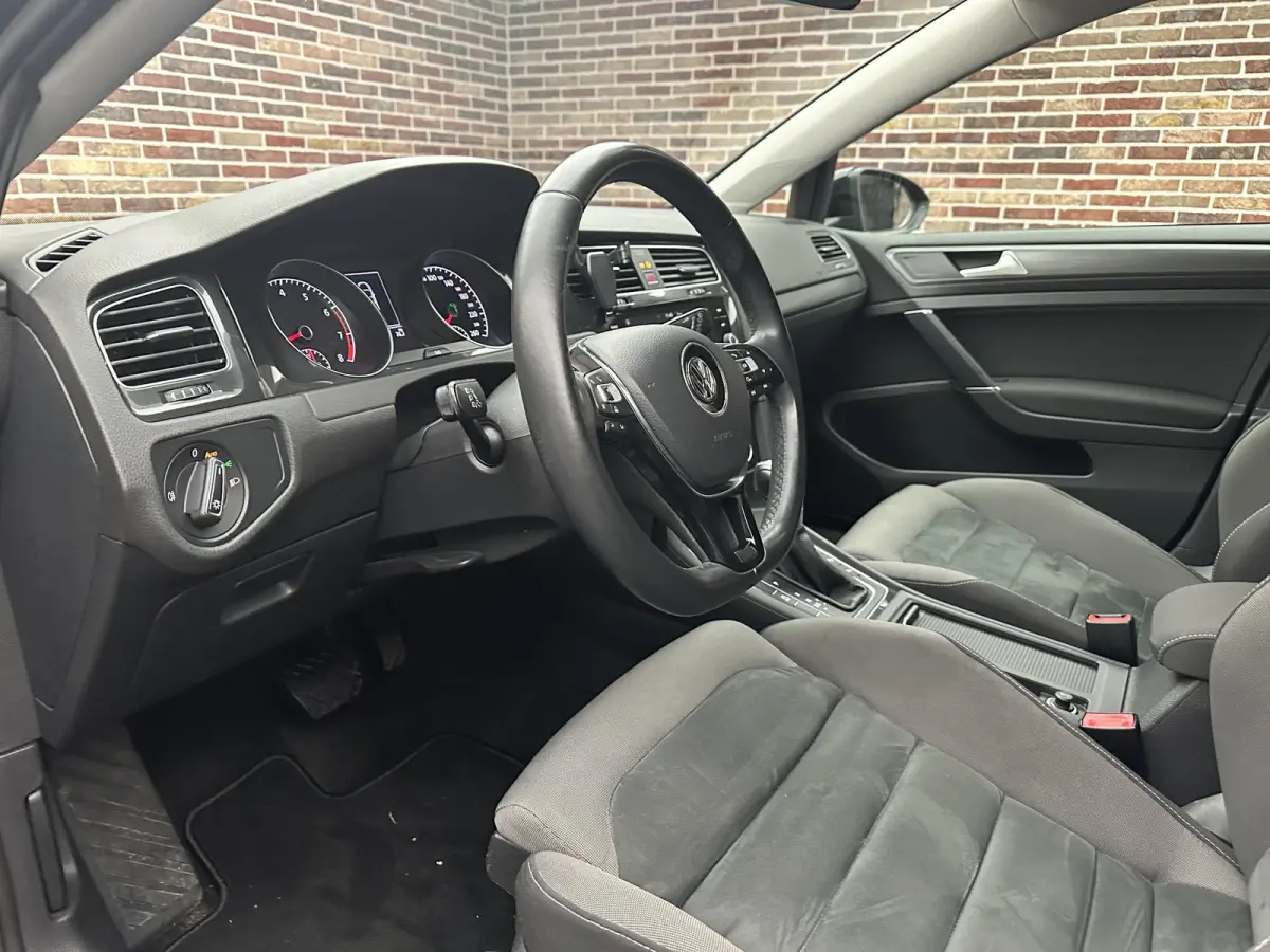 1.0 TSI Highline R-Line | Massage