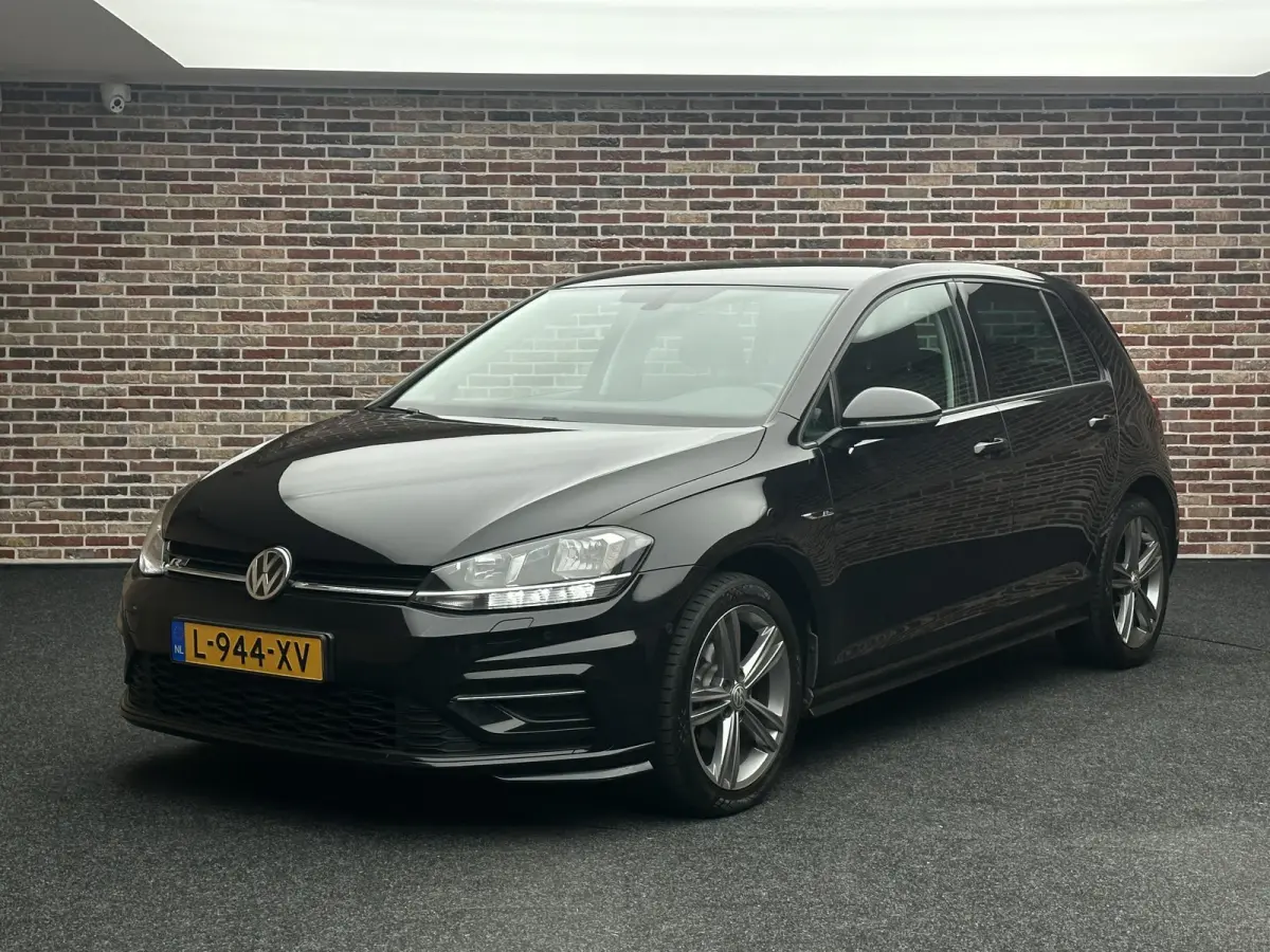 1.0 TSI Highline R-Line | Massage
