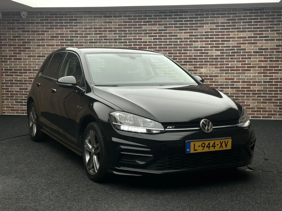 1.0 TSI Highline R-Line | Massage