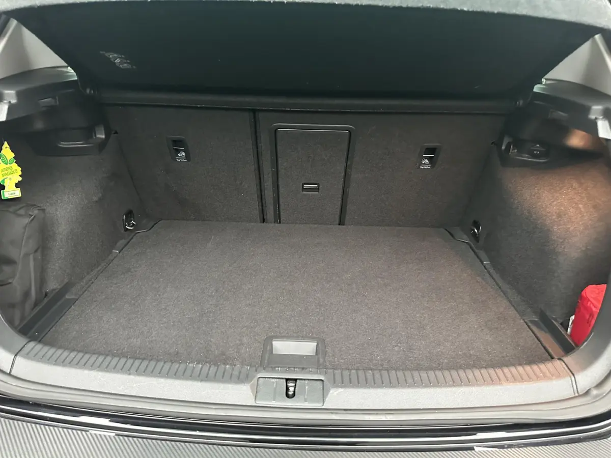 1.0 TSI Highline R-Line | Massage
