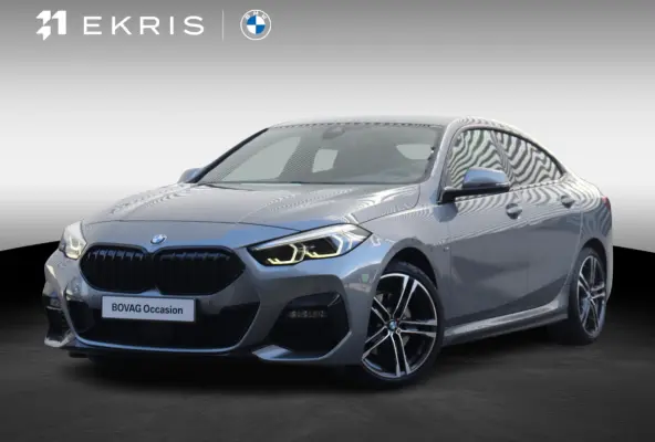 218i | M Sportpakket | Park Distance Control | Achteruitrijcamera | Getint Glas | Verwambare Voorstoelen | Sportstoelen | 18'' LMV