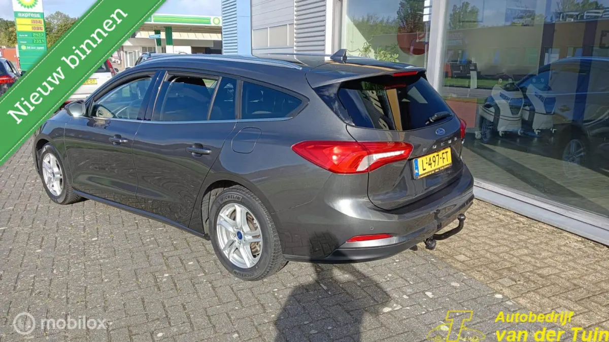 1.0 EcoBoost Hybrid Titanium X Business