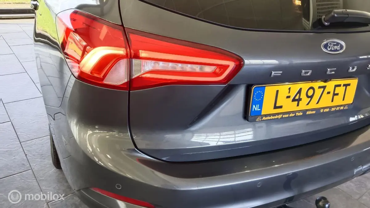 1.0 EcoBoost Hybrid Titanium X Business
