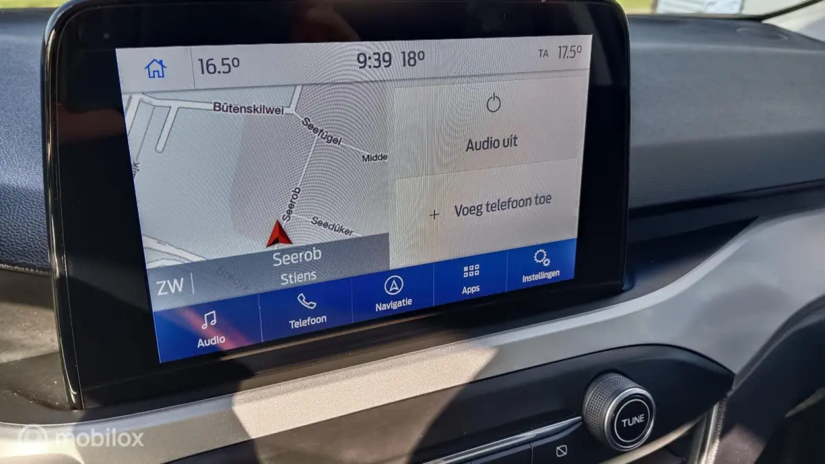 1.0 EcoBoost Hybrid Titanium X Business