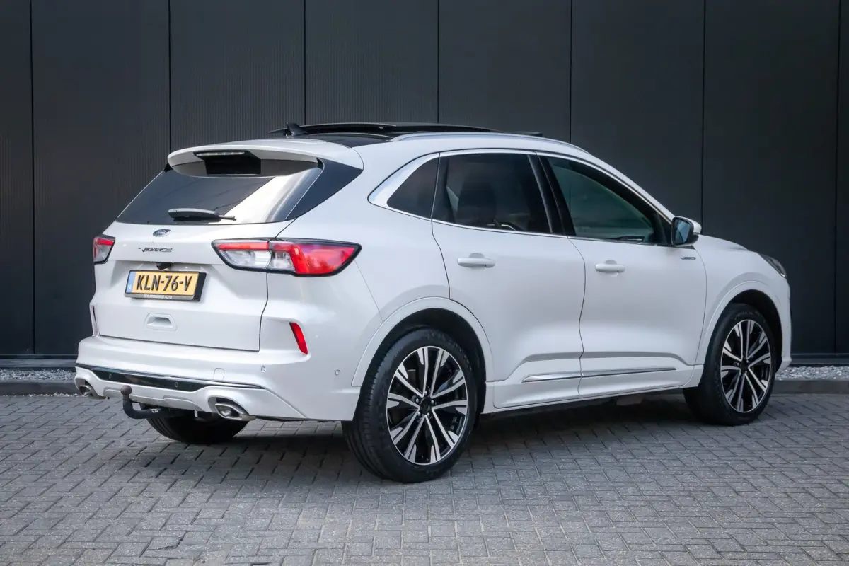 2.5 PHEV Vignale | 100 % dealer o.h. | Trekhaak | Panoramadak | Adaptieve cruise | Head-up display | B&O Audio | Winter-pack | Memory-seat | Dodehoek detectie