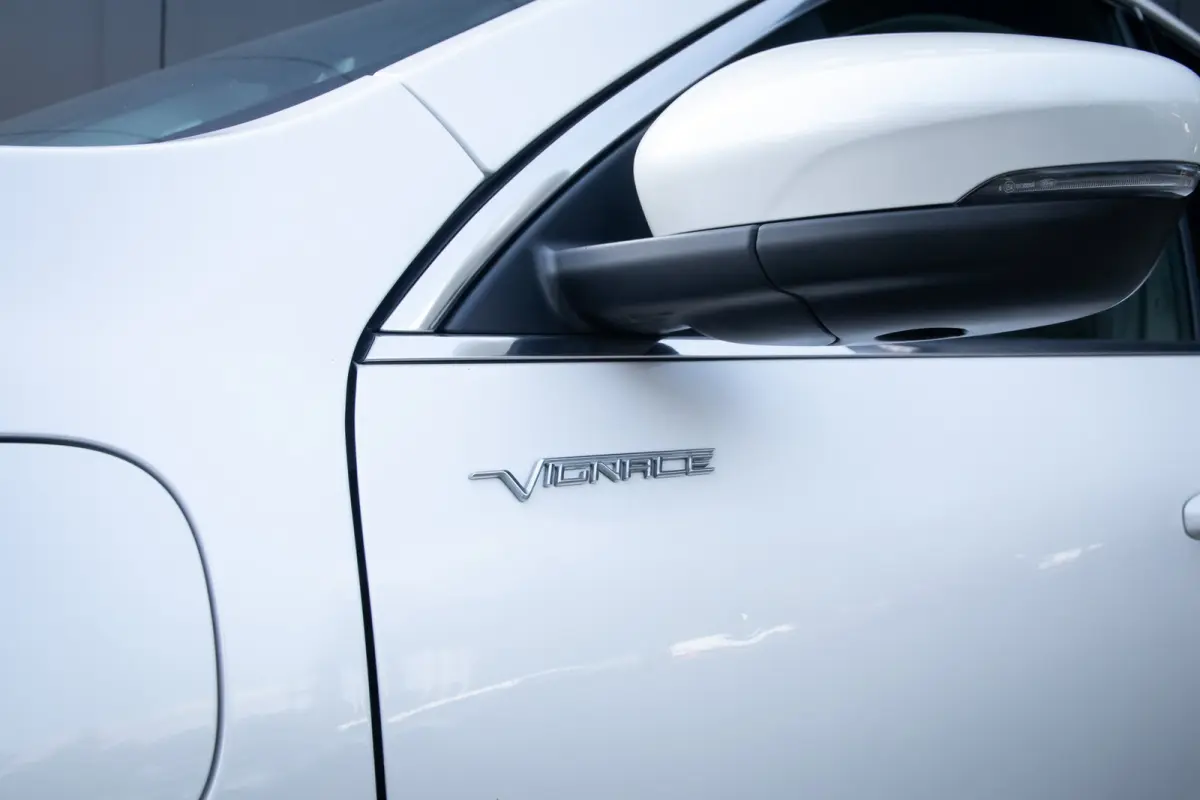 2.5 PHEV Vignale | 100 % dealer o.h. | Trekhaak | Panoramadak | Adaptieve cruise | Head-up display | B&O Audio | Winter-pack | Memory-seat | Dodehoek detectie