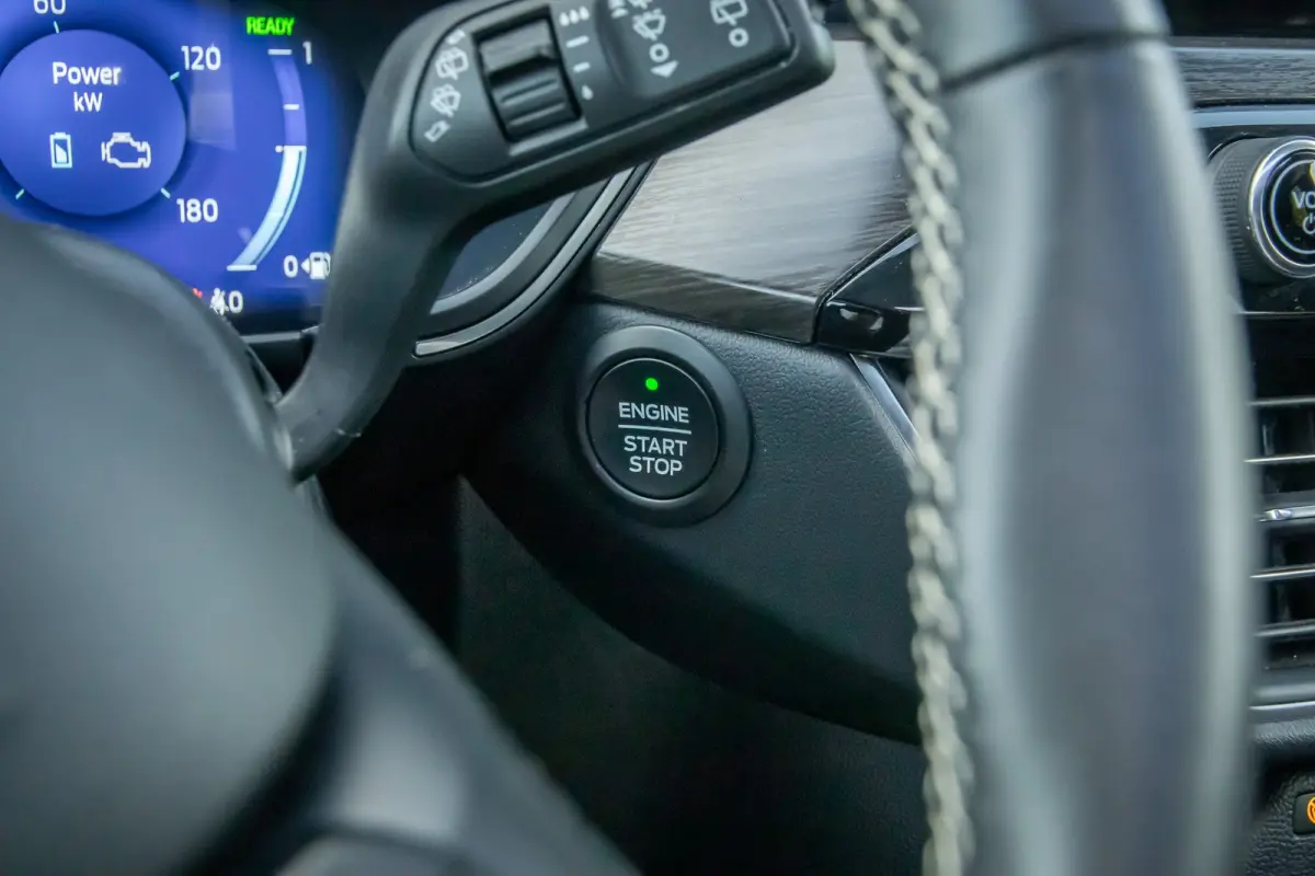 2.5 PHEV Vignale | 100 % dealer o.h. | Trekhaak | Panoramadak | Adaptieve cruise | Head-up display | B&O Audio | Winter-pack | Memory-seat | Dodehoek detectie