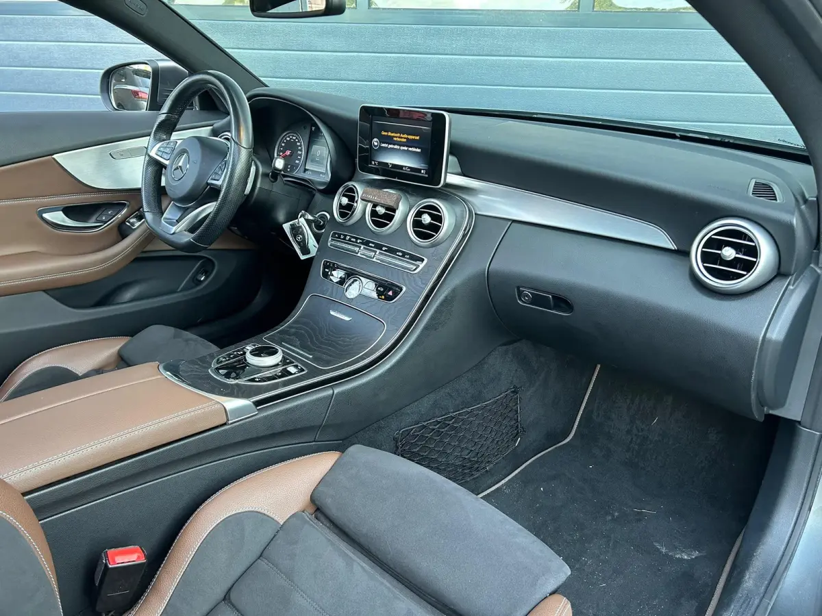 180 EDITION ONE I AUTOMAAT I SCHUIF/KANTELDAK I LEDEREN BEKLEDING I STOELVERWARMING