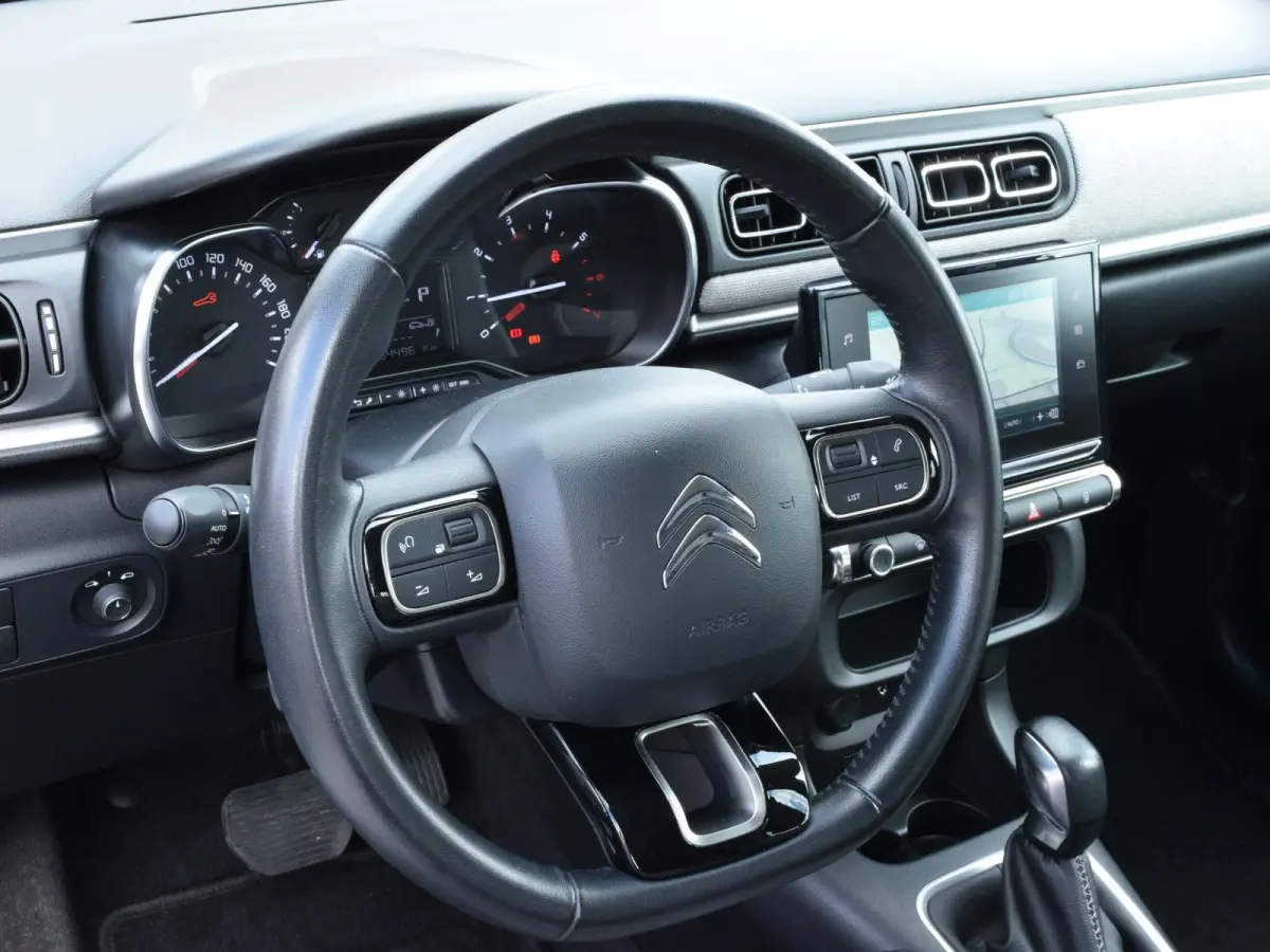 1.2 PureTech S&S Shine | AUTOMAAT | 110 PK | TREKHAAK | PARKEERSENSOREN MET CAMERA | NAVI | CARPLAY | CLIMATE CONTROL
