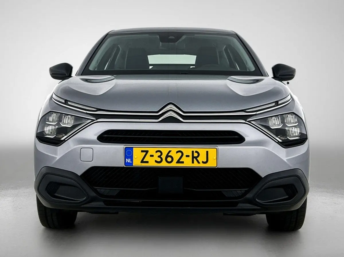 You 136pk 50 kWh Automaat | Apple Carplay/Android Auto | ACCU 97% | Climate Control | Cruise Control | Camera | FASE 3 | 16"LMV | Parkeersensoren | Warmtepomp |