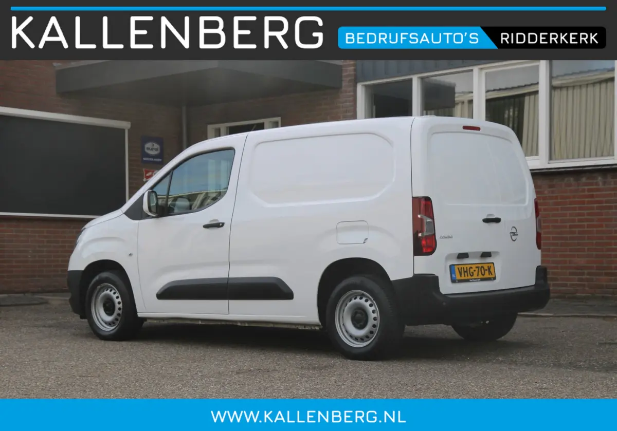 1.5D 102Pk Edition / Navi / Carplay / Multi stuur